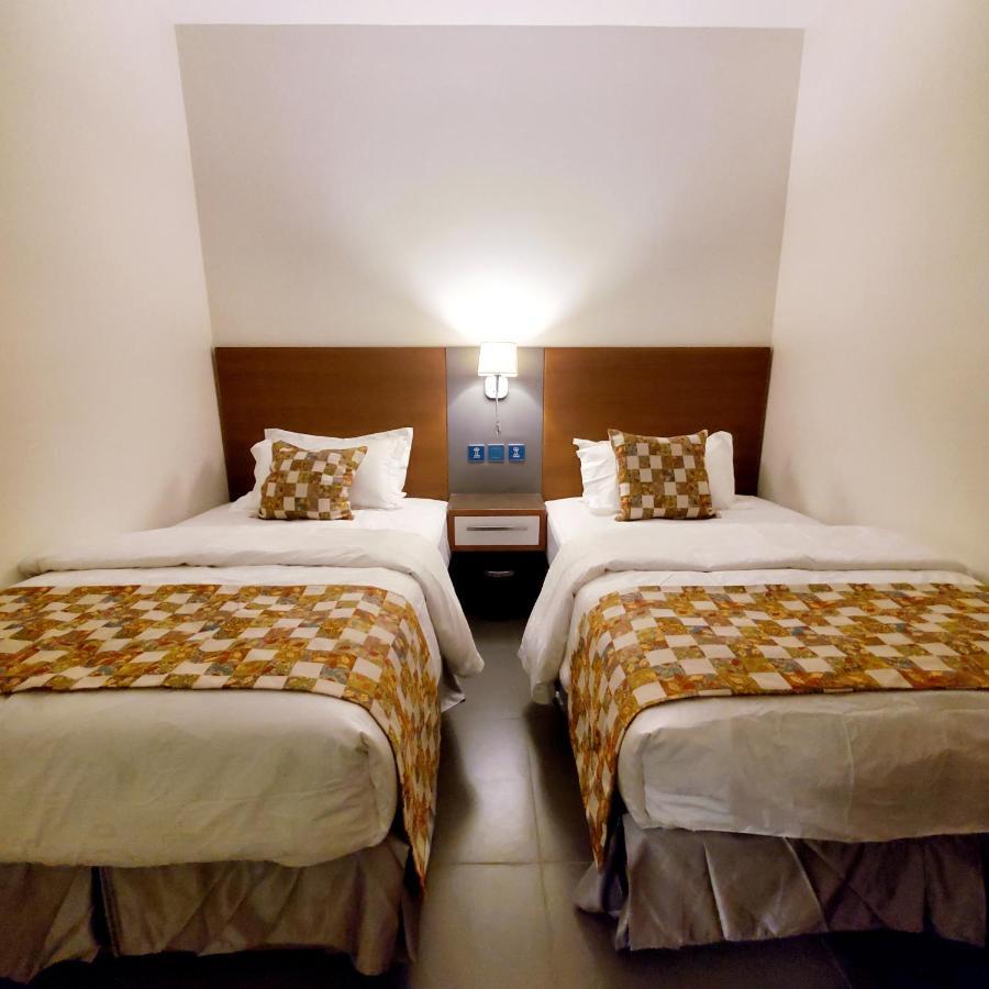 Passion Hotel Villas คามิสมูชาอิท ภายนอก รูปภาพ